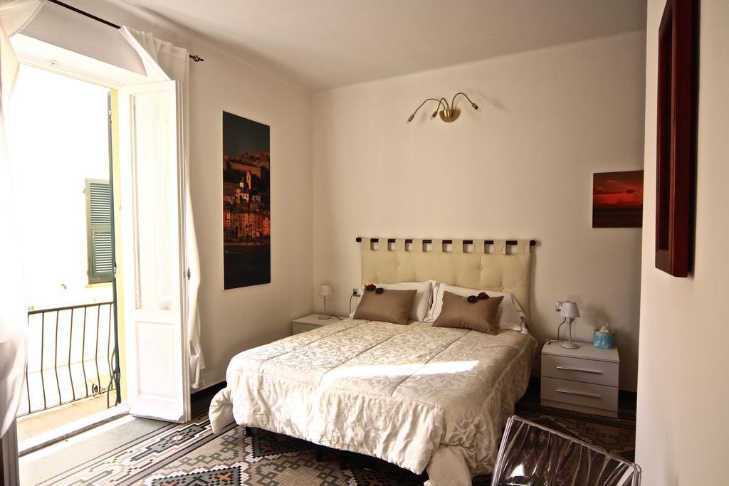 Camere Fontanavecchia Вернацца Номер фото